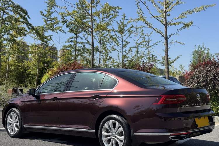 Used Volkswagen Magotan 2018 330TSI DSG Luxury Model Exterior 4
