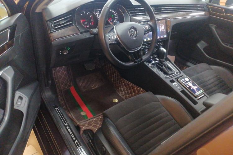 Used Volkswagen Magotan 2018 330TSI DSG Luxury Model Steering Wheel