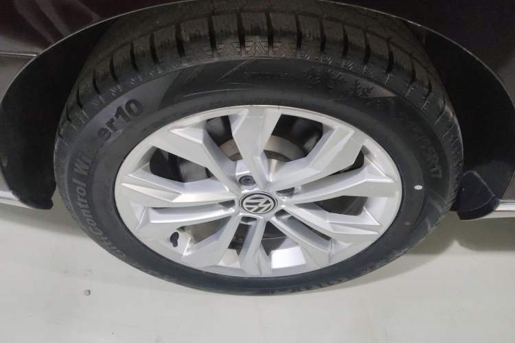 Used Volkswagen Magotan 2018 330TSI DSG Luxury Model Exterior 5
