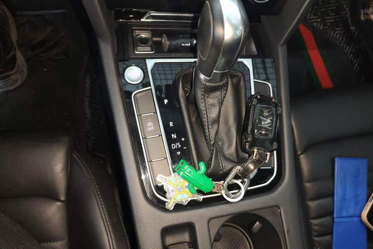 Used Volkswagen Magotan 2018 330TSI DSG Advanced Model Gear Lever