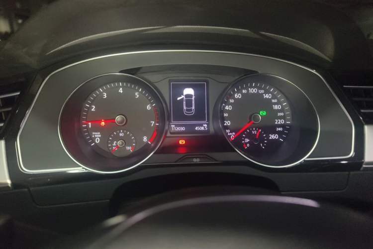 Used Volkswagen Magotan 2018 330TSI DSG Advanced Model Instrument Cluster