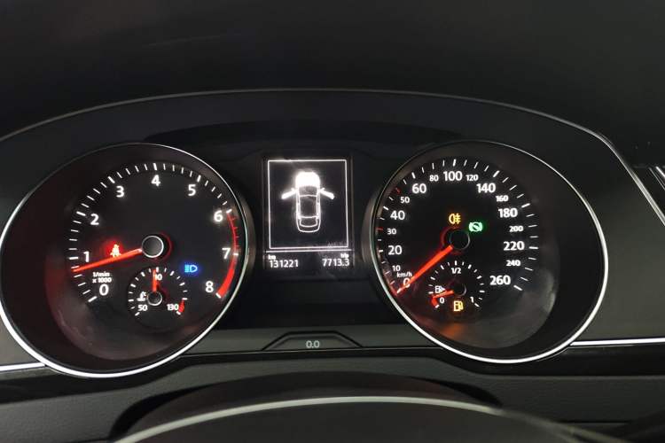 Used Volkswagen Magotan 2018 330TSI DSG Advanced Model Instrument Cluster