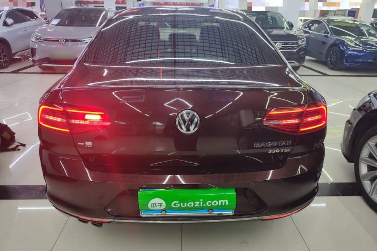 Used Volkswagen Magotan 2018 330TSI DSG Advanced Model Rear