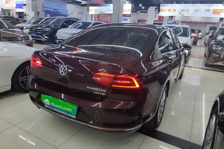 Used Volkswagen Magotan 2018 330TSI DSG Advanced Model Rear Right 45 Deg