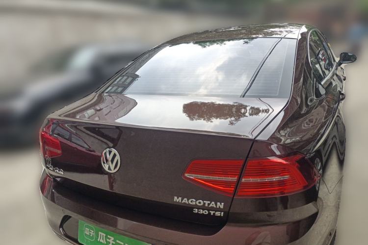 Used Volkswagen Magotan 2018 Facelift 330TSI DSG Luxury Model Rear