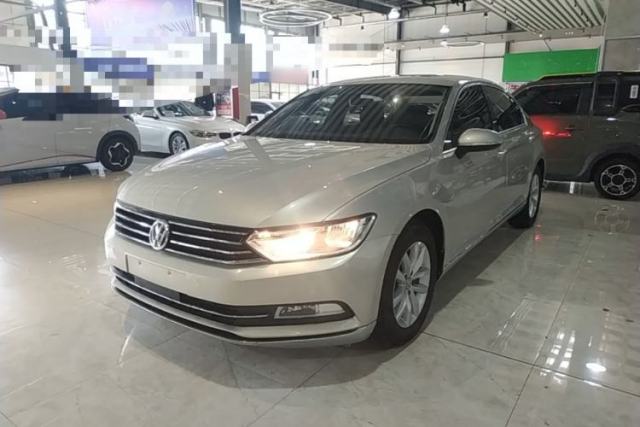 Used Volkswagen Magotan 2018 280TSI DSG Comfort Model