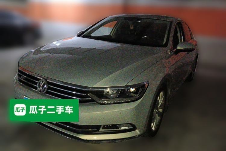 Used Volkswagen Magotan 2018 Facelift 330TSI DSG Luxury Model Guazi used car, China used car export, Used car for sale, Used  cars, Cheapest cars for sale