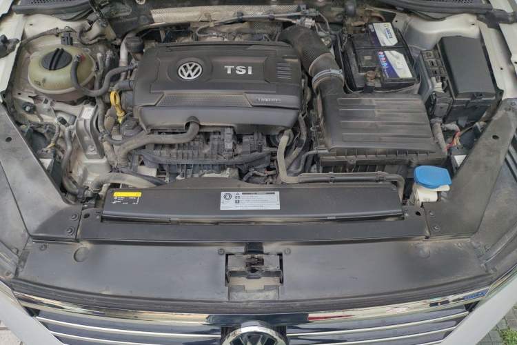 Used Volkswagen Magotan 2018 Facelift 380TSI DSG Luxury Version Engine Bay