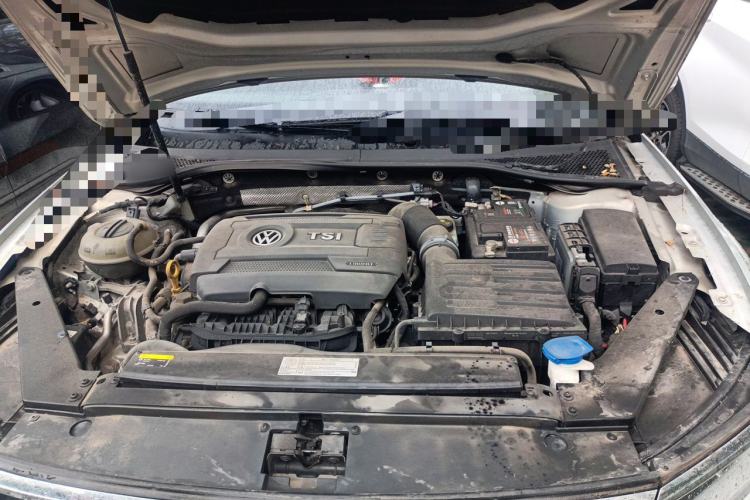 Used Volkswagen Magotan 2018 380TSI DSG Luxury Model Engine Bay