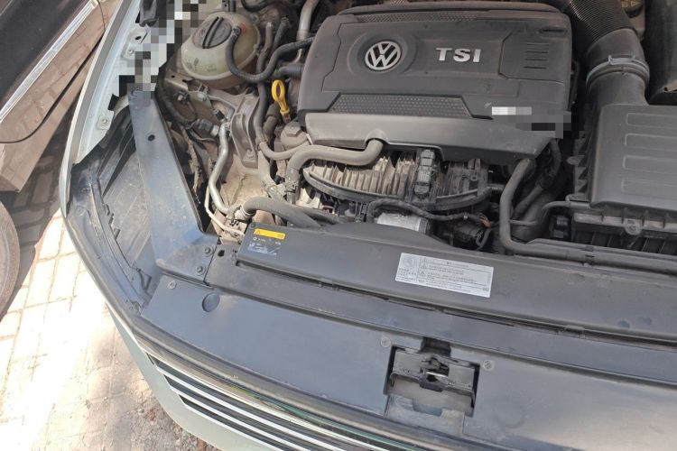 Used Volkswagen Magotan 2018 330TSI DSG Advanced Model Engine Bay Right