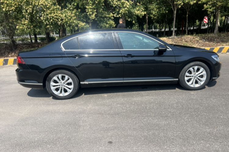 Used Volkswagen Magotan 2018 380TSI DSG Luxury Model Exterior 1