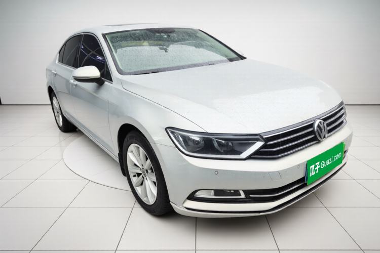 Used Volkswagen Magotan 2018 330TSI DSG Advanced Model Exterior 1
