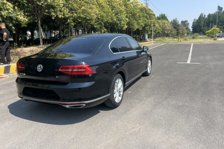 Used Volkswagen Magotan 2018 380TSI DSG Luxury Model Exterior 2
