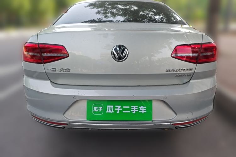 Used Volkswagen Magotan 2018 Facelift 330TSI DSG Luxury Model Exterior 4