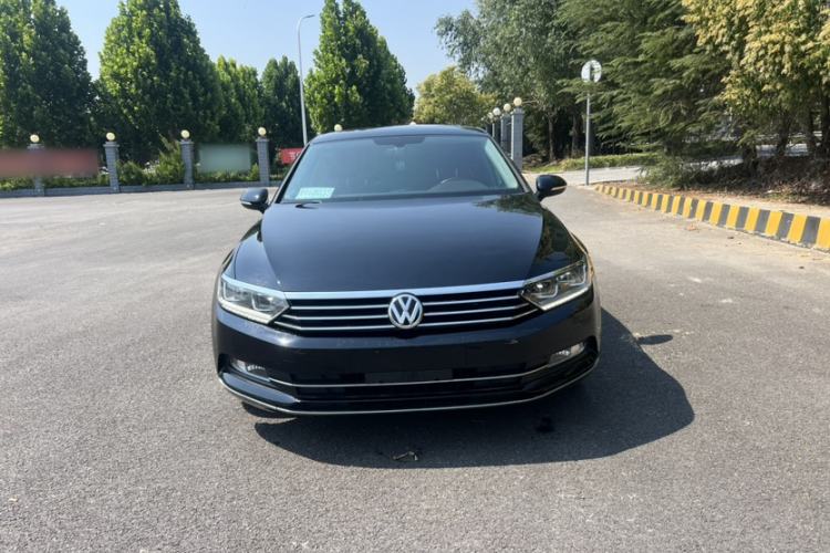 Used Volkswagen Magotan 2018 380TSI DSG Luxury Model Exterior 4