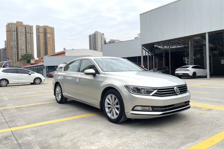 Used Volkswagen Magotan 2018 330TSI DSG Advanced Model Exterior 6
