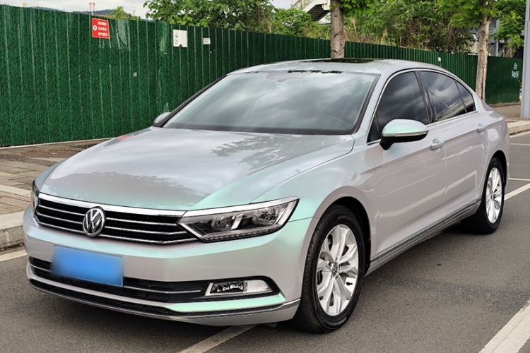 Used Volkswagen Magotan 2018 330TSI DSG Luxury Model Exterior 6