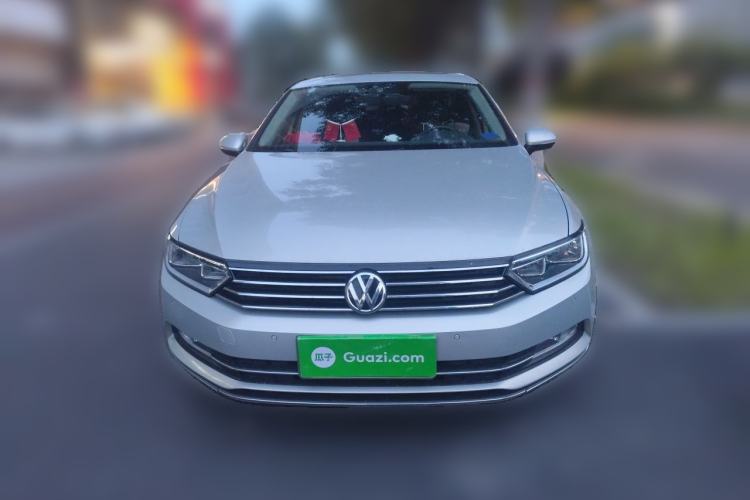 Used Volkswagen Magotan 2018 330TSI DSG Advanced Model Front