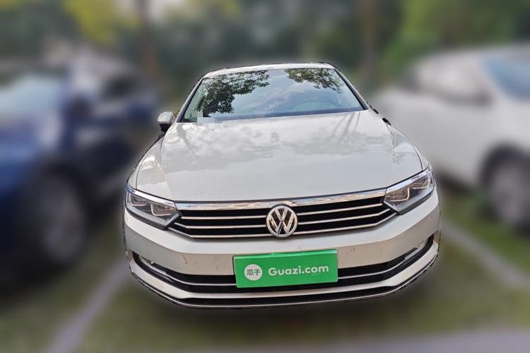Used Volkswagen Magotan 2018 Facelift 330TSI DSG Luxury Model Front