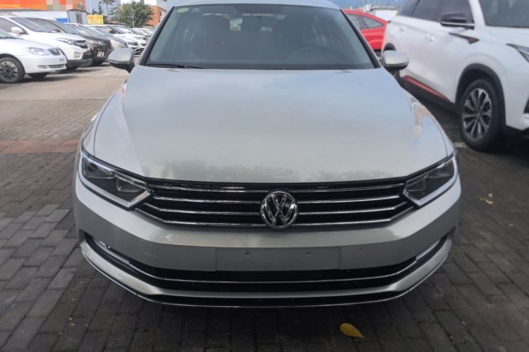 Used Volkswagen Magotan 2018 330TSI DSG Advanced Model Front