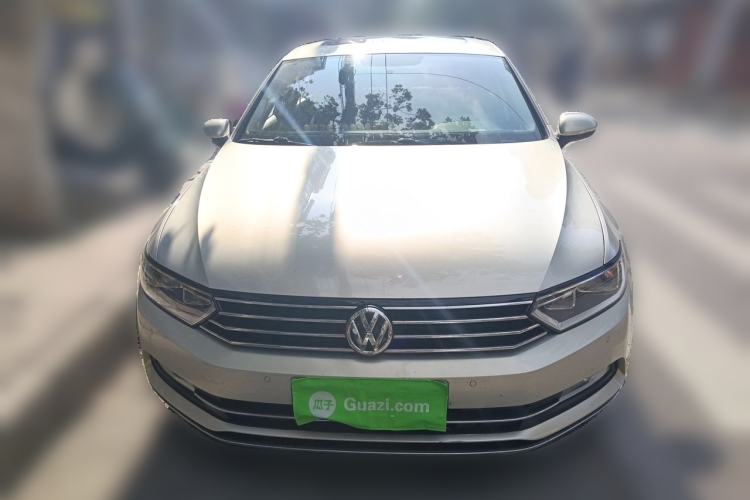 Used Volkswagen Magotan 2018 330TSI DSG Advanced Model Front
