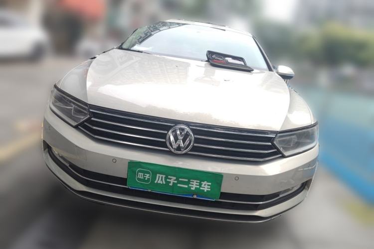 Used Volkswagen Magotan 2018 280TSI DSG Comfort Model Front