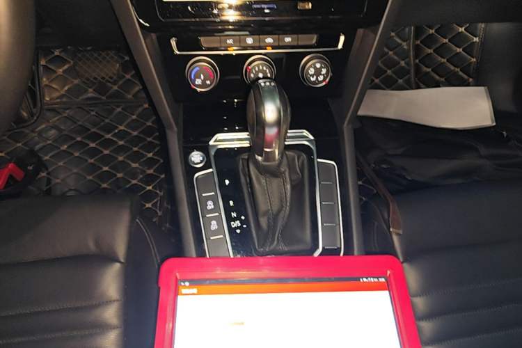 Used Volkswagen Magotan 2018 330TSI DSG Advanced Model Gear Lever