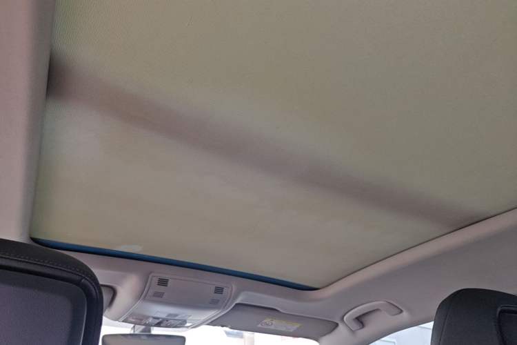 Used Volkswagen Magotan 2018 330TSI DSG Luxury Model Headliner
