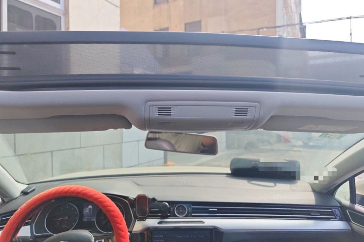 Used Volkswagen Magotan 2018 330TSI DSG Advanced Model Headliner