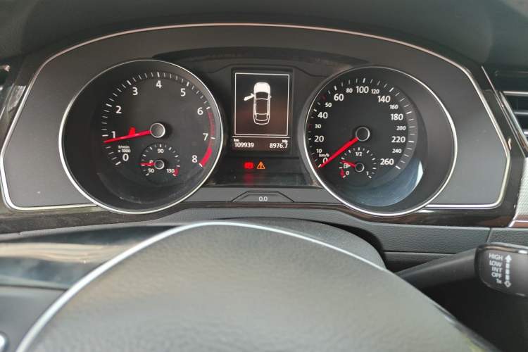 Used Volkswagen Magotan 2018 330TSI DSG Advanced Model Instrument Cluster