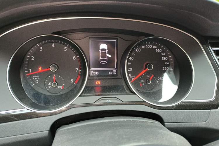 Used Volkswagen Magotan 2018 Facelift 330TSI DSG Luxury Model Instrument Cluster