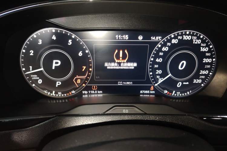 Used Volkswagen Magotan 2018 Facelift 330TSI DSG Luxury Model Instrument Cluster