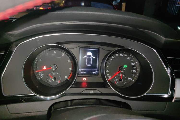 Used Volkswagen Magotan 2018 330TSI DSG Advanced Model Instrument Cluster