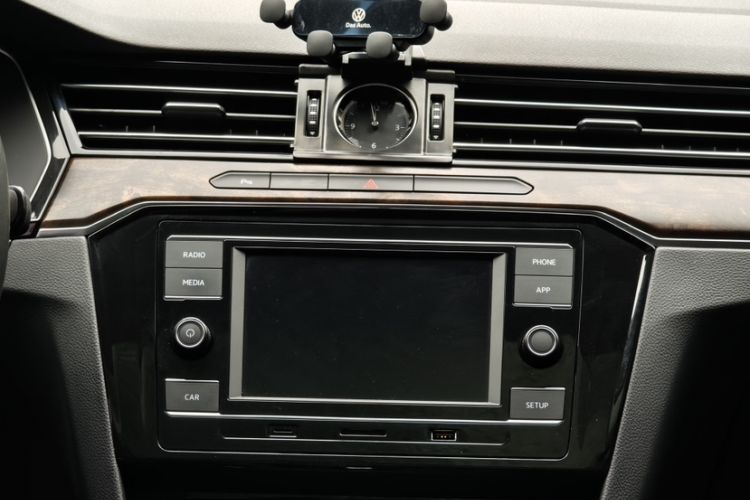 Used Volkswagen Magotan 2018 330TSI DSG Luxury Model Interior 10