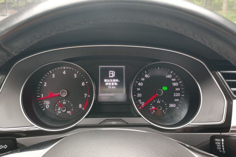 Used Volkswagen Magotan 2018 330TSI DSG Advanced Model Interior 6