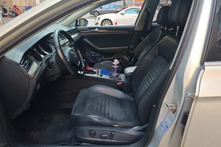 Used Volkswagen Magotan 2018 330TSI DSG Luxury Model Left Front Seat