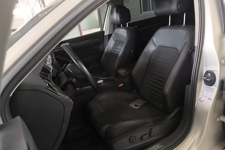 Used Volkswagen Magotan 2018 380TSI DSG Luxury Model Left Front Seat