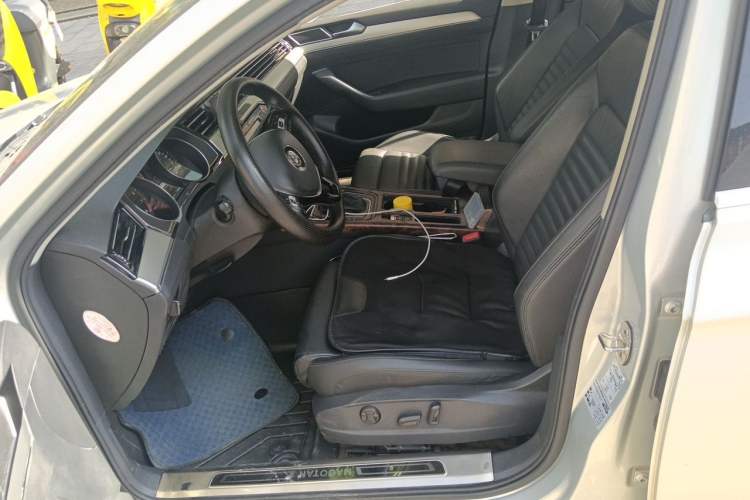 Used Volkswagen Magotan 2018 330TSI DSG Advanced Model Left Front Seat