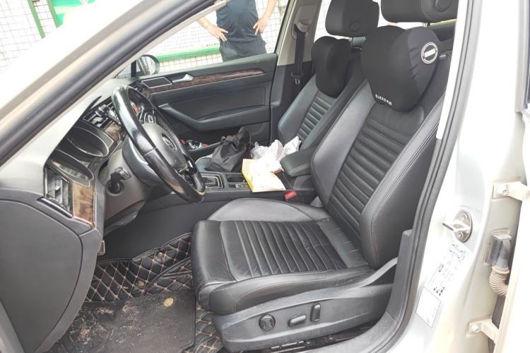 Used Volkswagen Magotan 2018 330TSI DSG Luxury Model Left Front Seat