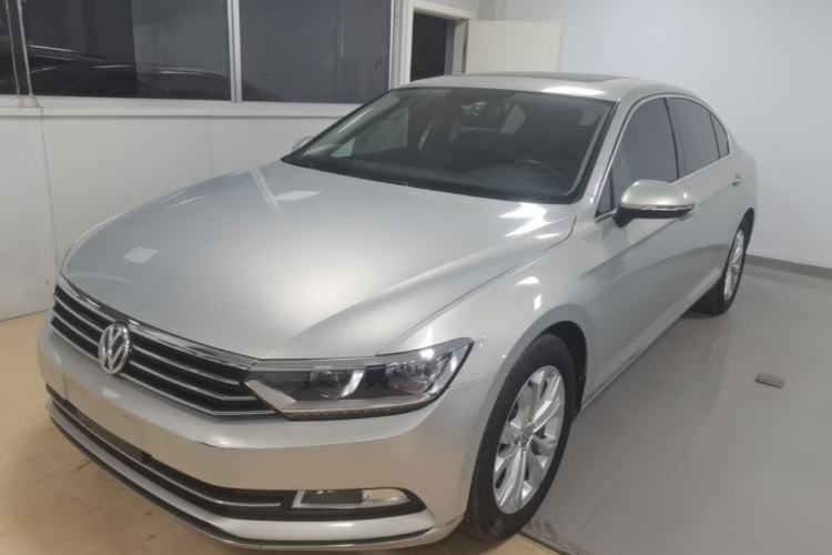 Used Volkswagen Magotan 2018 Facelift 330TSI DSG Luxury Model Guazi used car, China used car export, Used car for sale, Used  cars, Cheapest cars for sale