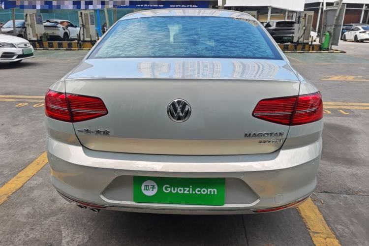 Used Volkswagen Magotan 2018 330TSI DSG Advanced Model Rear