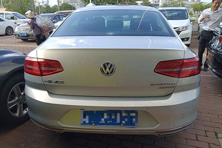 Used Volkswagen Magotan 2018 330TSI DSG Luxury Model Rear