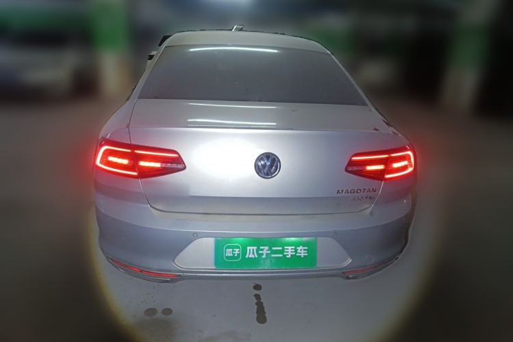 Used Volkswagen Magotan 2018 330TSI DSG Luxury Model Rear