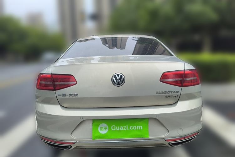 Used Volkswagen Magotan 2018 Facelift 330TSI DSG Luxury Model Rear