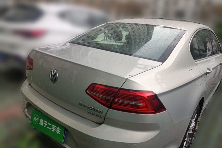 Used Volkswagen Magotan 2018 380TSI DSG Luxury Model Rear