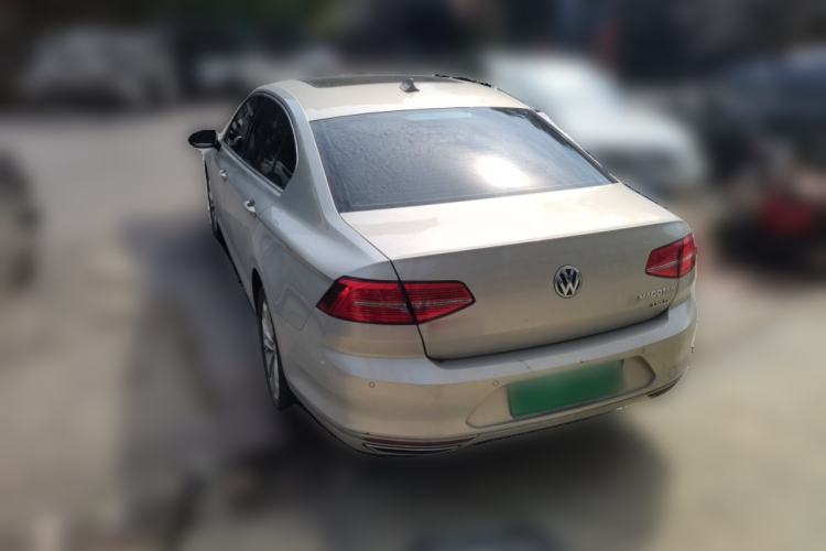 Used Volkswagen Magotan 2018 Facelift 330TSI DSG Luxury Model Rear Left 45 Deg