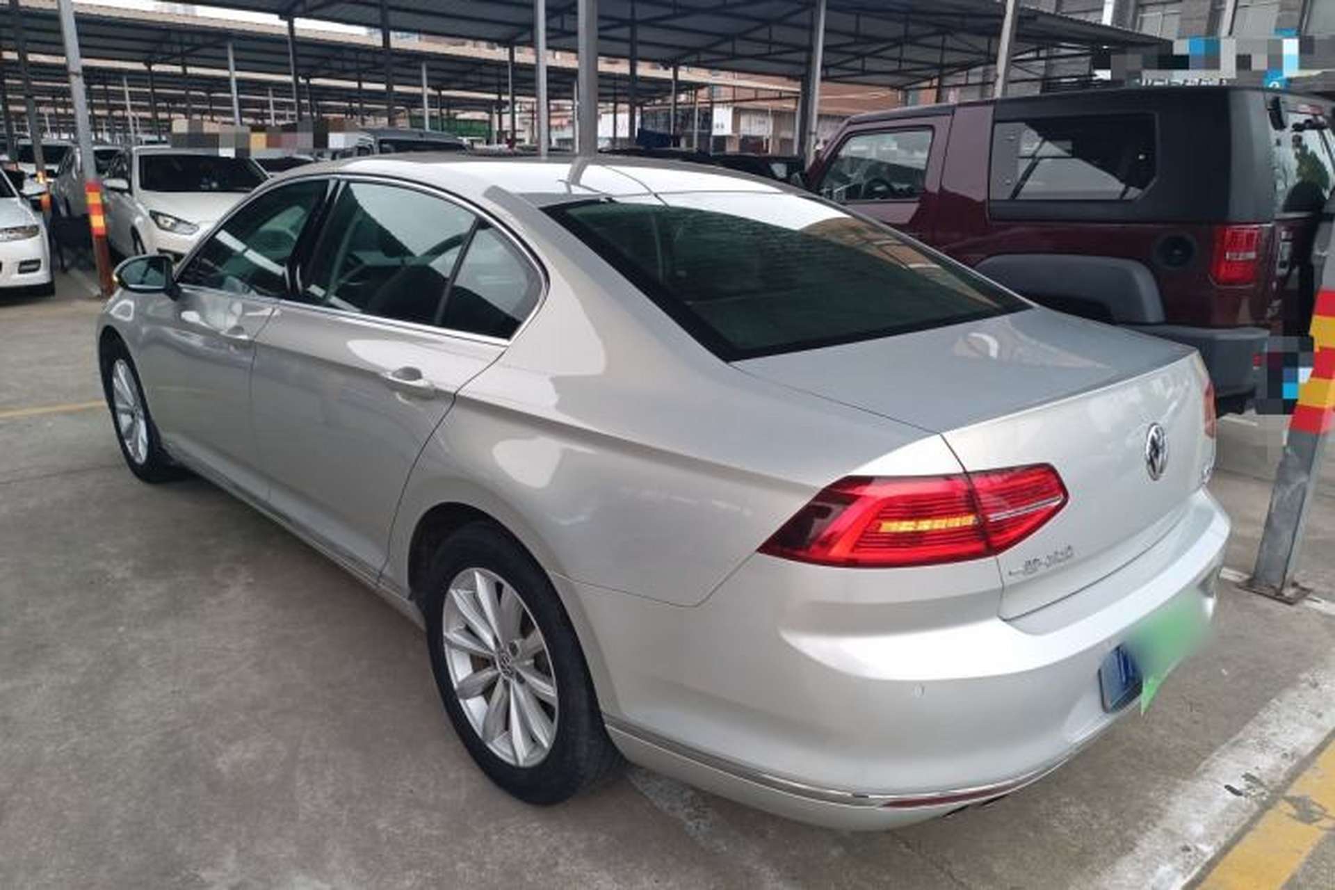 Used Volkswagen Magotan 2018 330TSI DSG Advanced Model Rear Left 45 Deg