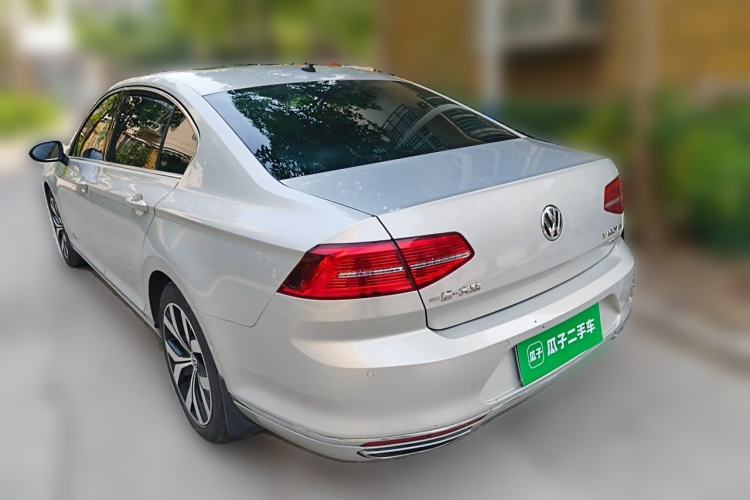 Used Volkswagen Magotan 2018 380TSI DSG Prestige Model Rear Left 45 Deg