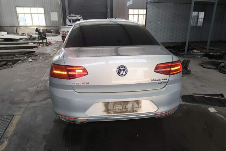 Used Volkswagen Magotan 2018 380TSI DSG Luxury Model Rear