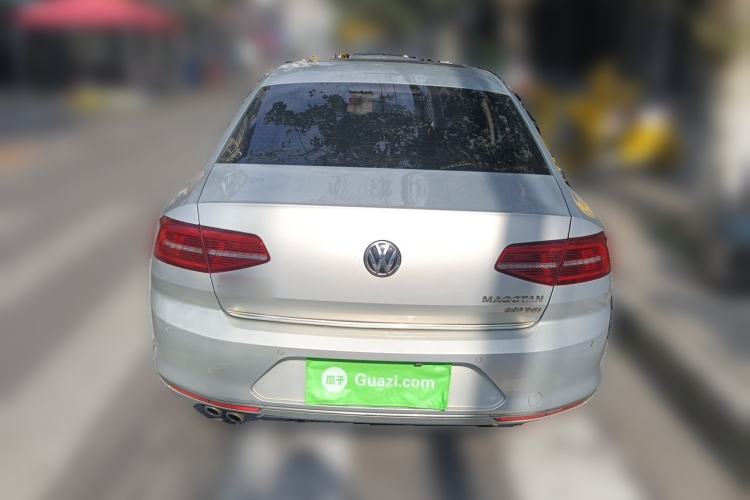 Used Volkswagen Magotan 2018 330TSI DSG Advanced Model Rear